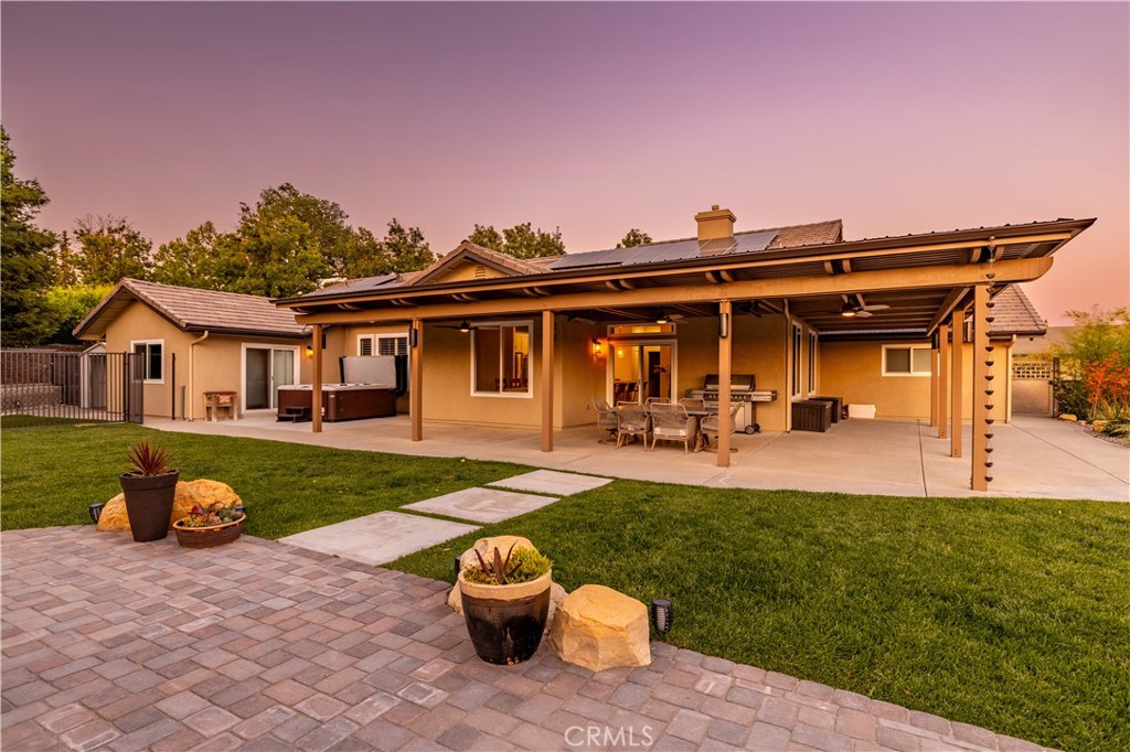 1613 Via Flora Paso Robles, CA 93446 - Photo 28 of 44