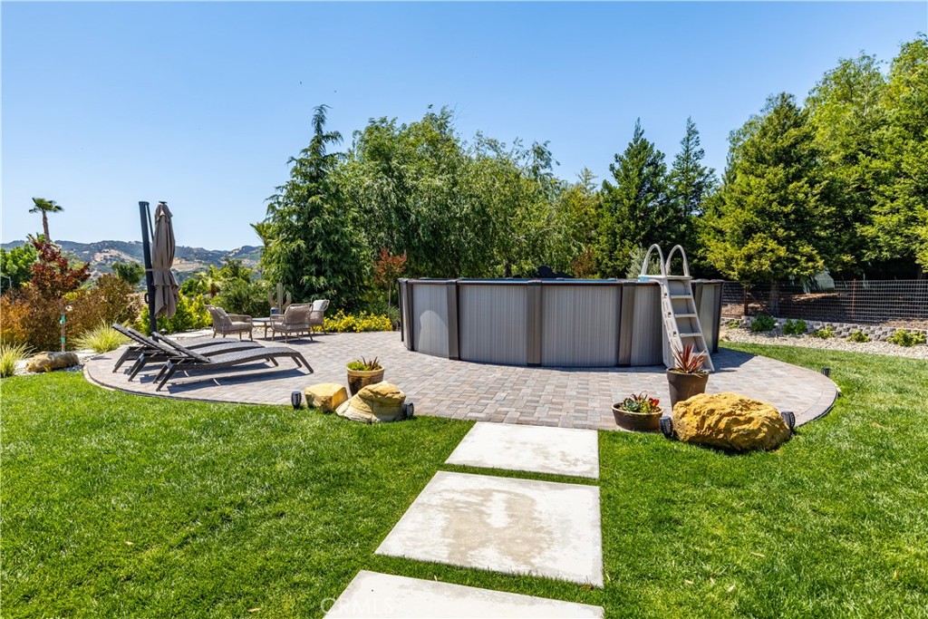 1613 Via Flora Paso Robles, CA 93446 - Photo 31 of 44