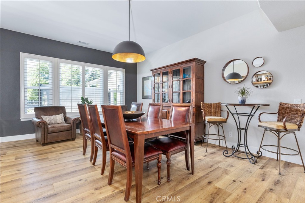 1613 Via Flora Paso Robles, CA 93446 - Photo 6 of 44