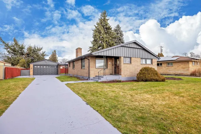 $499,900 | 5418 West Northwest Boulevard, Spokane, WA 99205