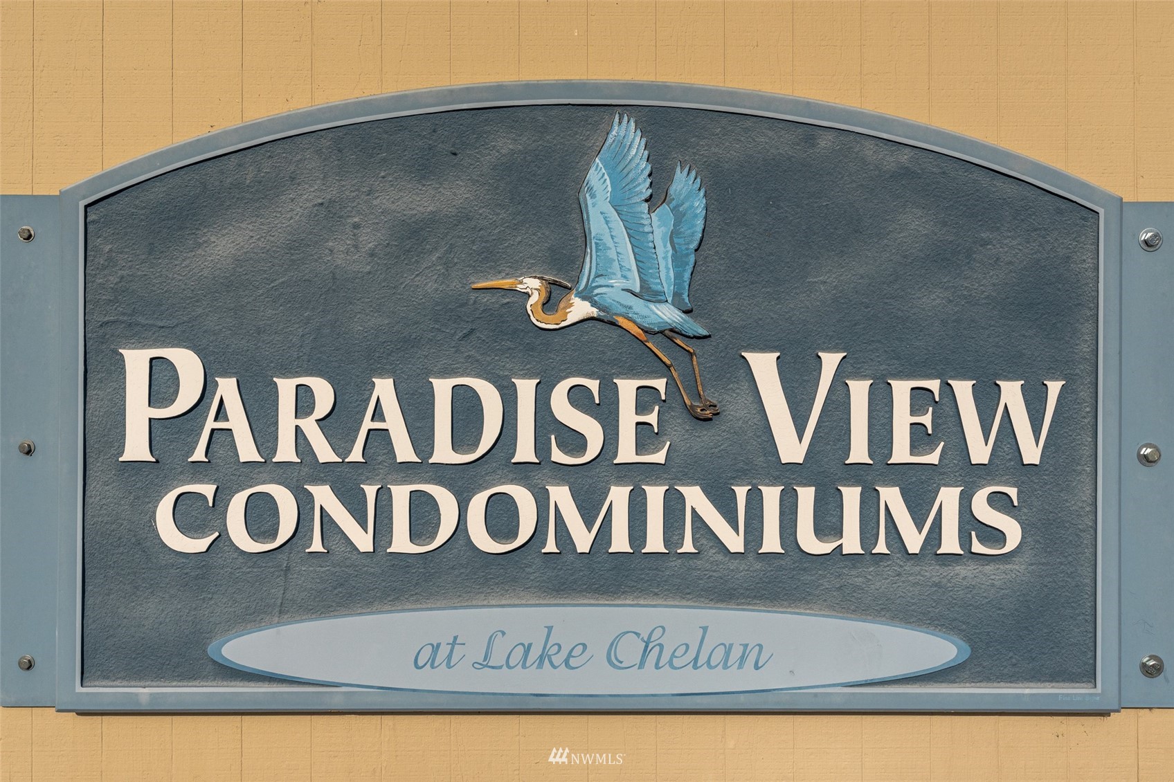 1902 West Prospect Street, Unit 112 Chelan, WA 98816 - Photo 9 of 40 a close up of a street sign