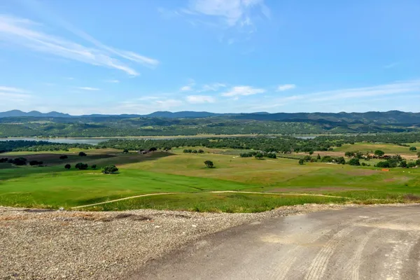 $1,280,000 | 70500 Bradley Lockwood Road, Bradley, CA 93426