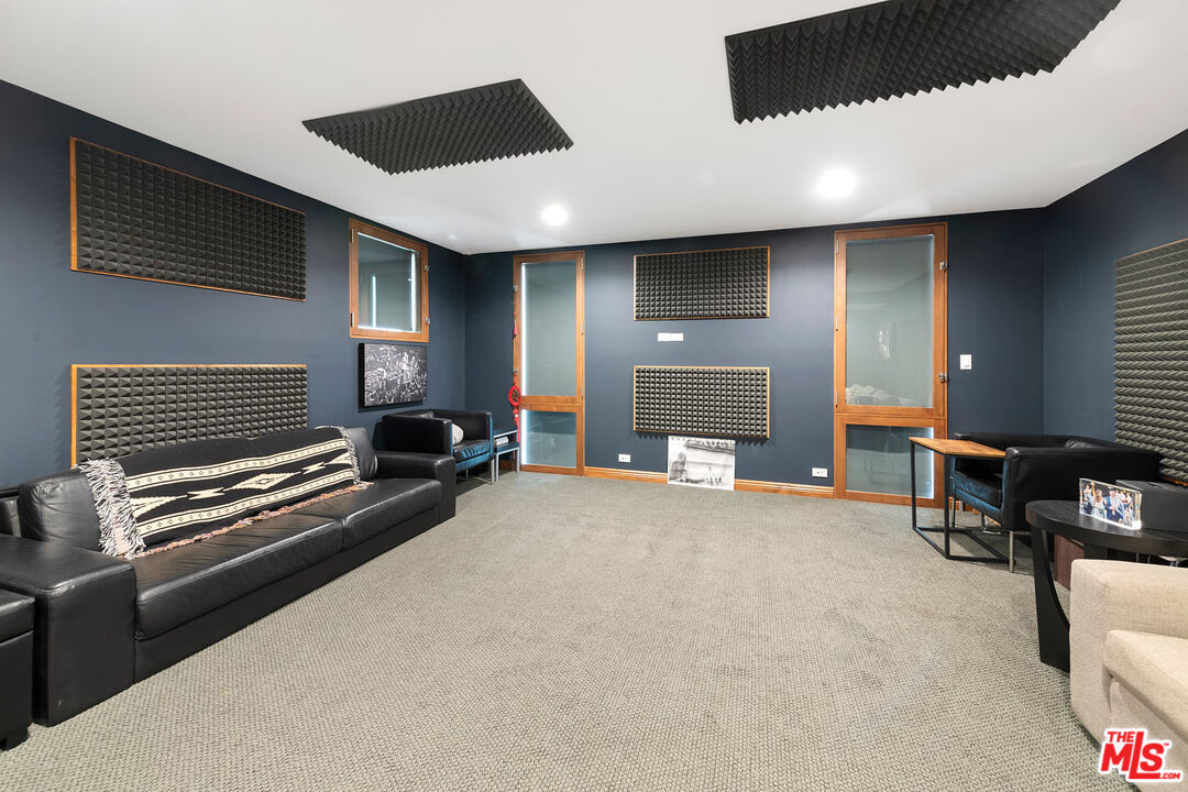 417 Venice Way Venice, CA 90291 - Photo 23 of 53 a view of kitchen with furniture and a fireplace