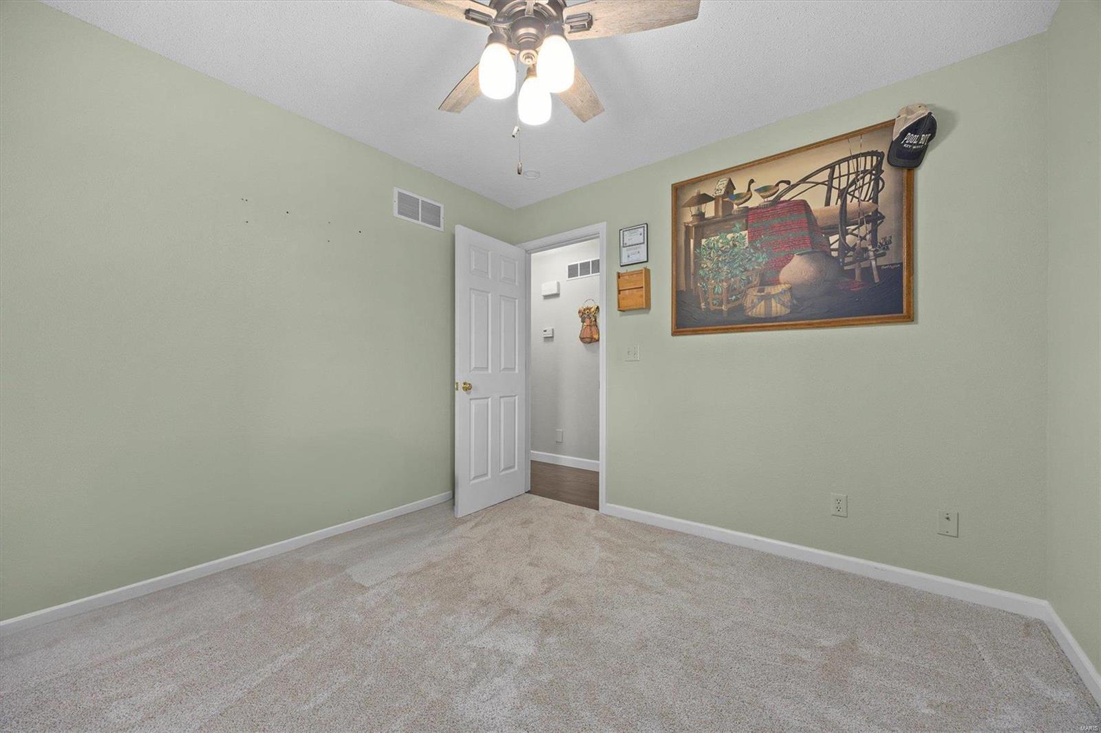 100 Sunset Drive Highland, IL 62249 - Photo 18 of 34 Gallery Image 18