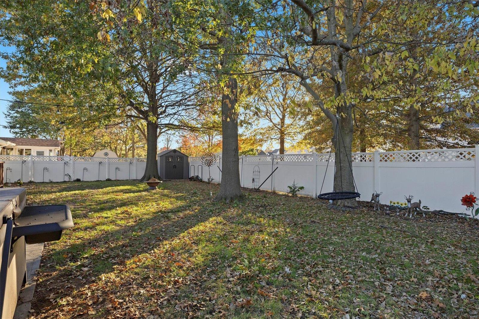 100 Sunset Drive Highland, IL 62249 - Photo 27 of 34 Gallery Image 27