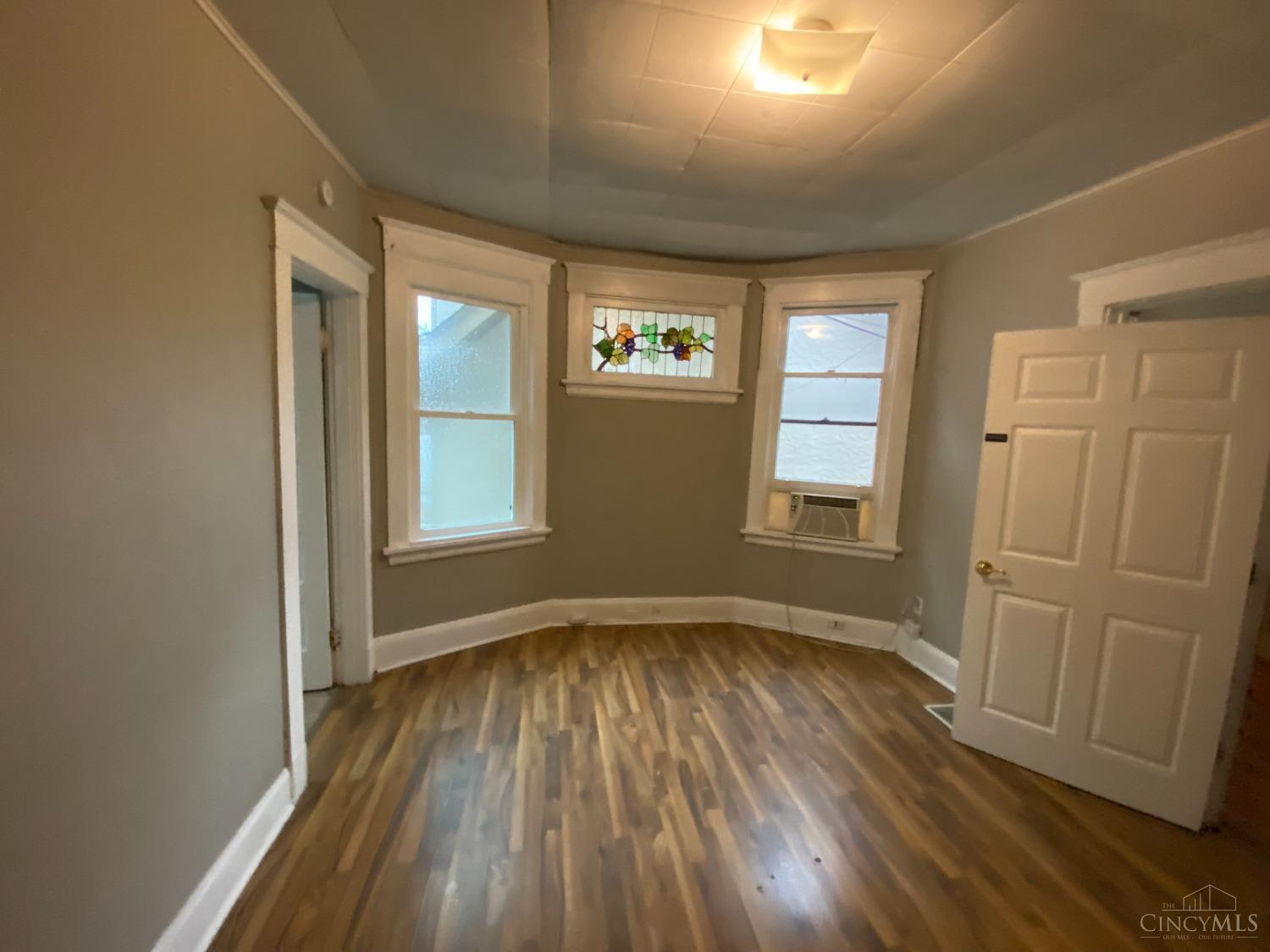 2312 Ravine Street Cincinnati, OH 45219 - Photo 2 of 14 Gallery Image 2