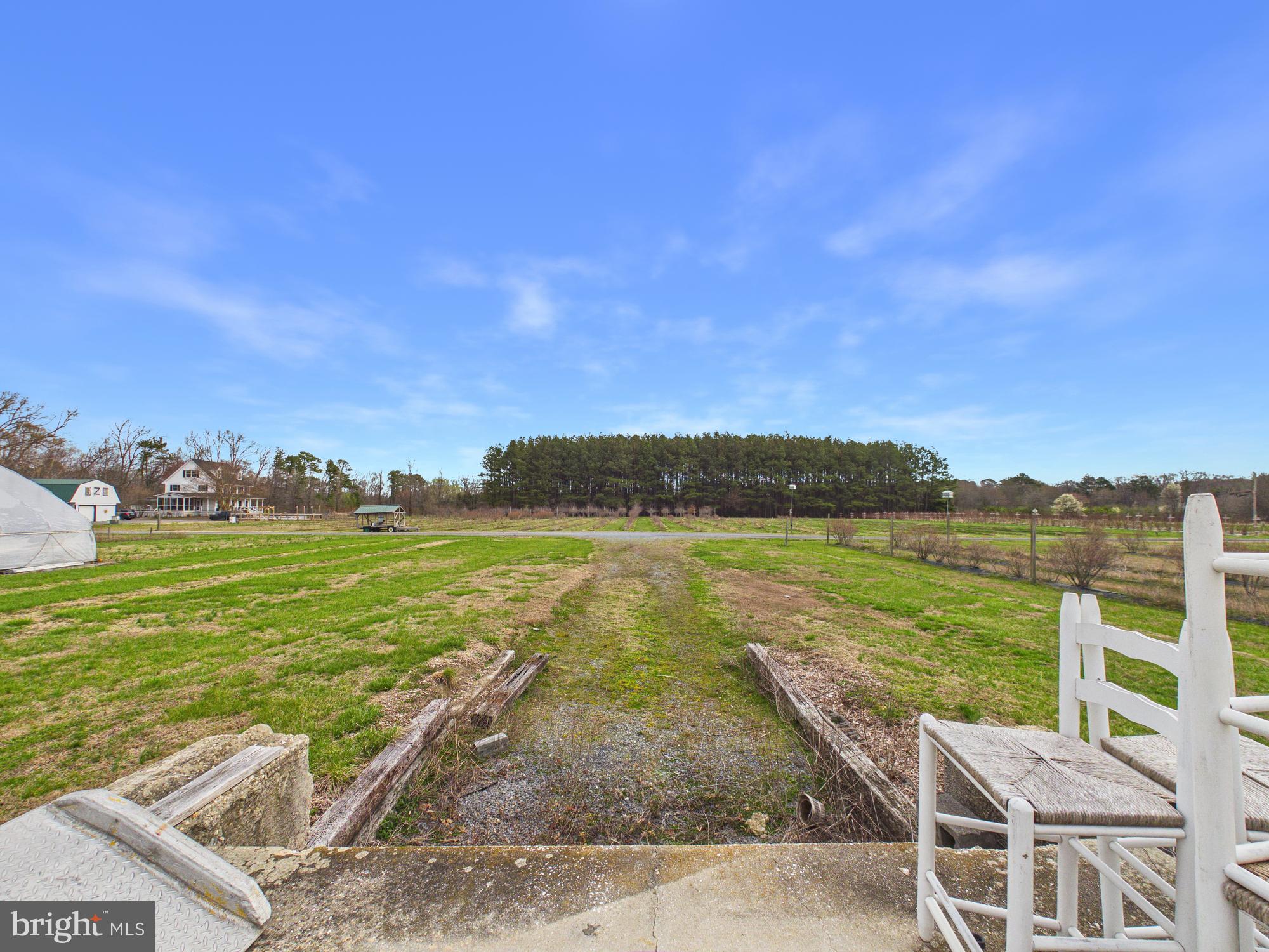 8416 Harmony Road Denton, MD 21629 - Photo 81 of 111 Loading/unloading dock