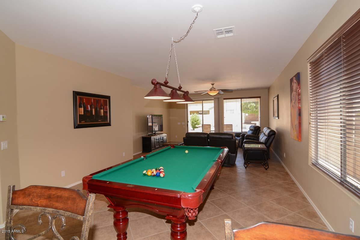 15476 West Redfield Road Surprise, AZ 85379 - Photo 11 of 75 Dining Area/Great Room