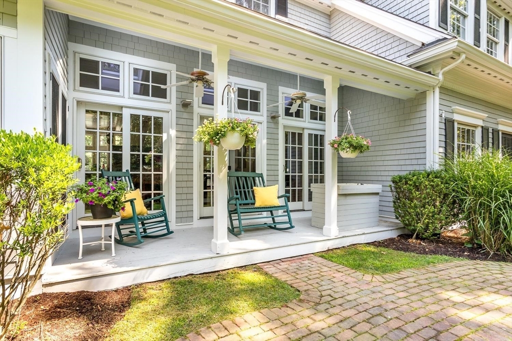 480 York Street Canton, MA 02021 - Photo 2 of 39 Gallery Image 2