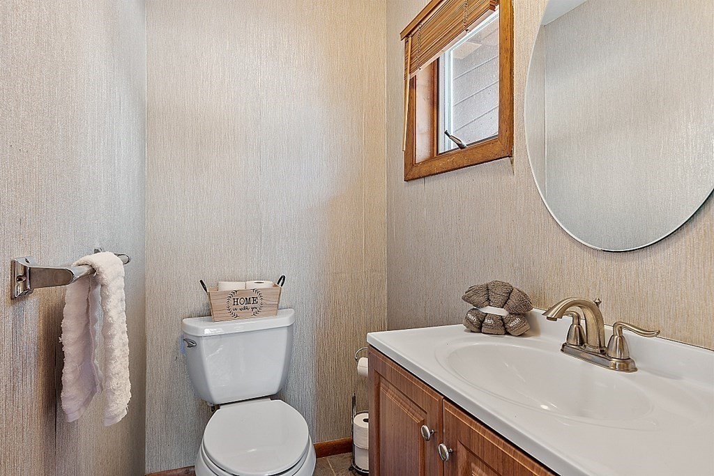 82 Leominster Road Lunenburg, MA 01462 - Photo 14 of 41 Gallery Image 14