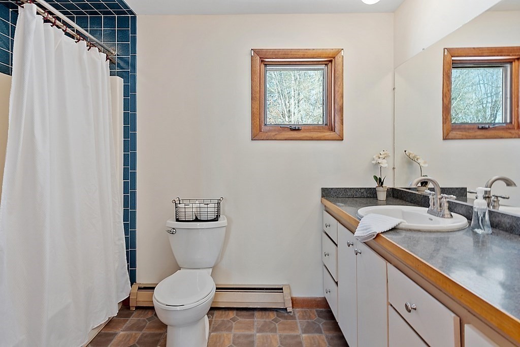 82 Leominster Road Lunenburg, MA 01462 - Photo 24 of 41 Gallery Image 24