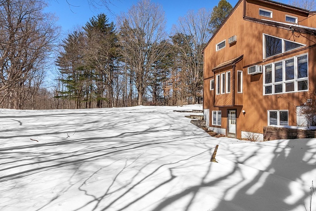 82 Leominster Road Lunenburg, MA 01462 - Photo 34 of 41 Gallery Image 34