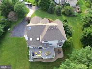 1333 Dasher Lane Reston, VA 20190 - Photo 4 of 30 Exterior (Rear)