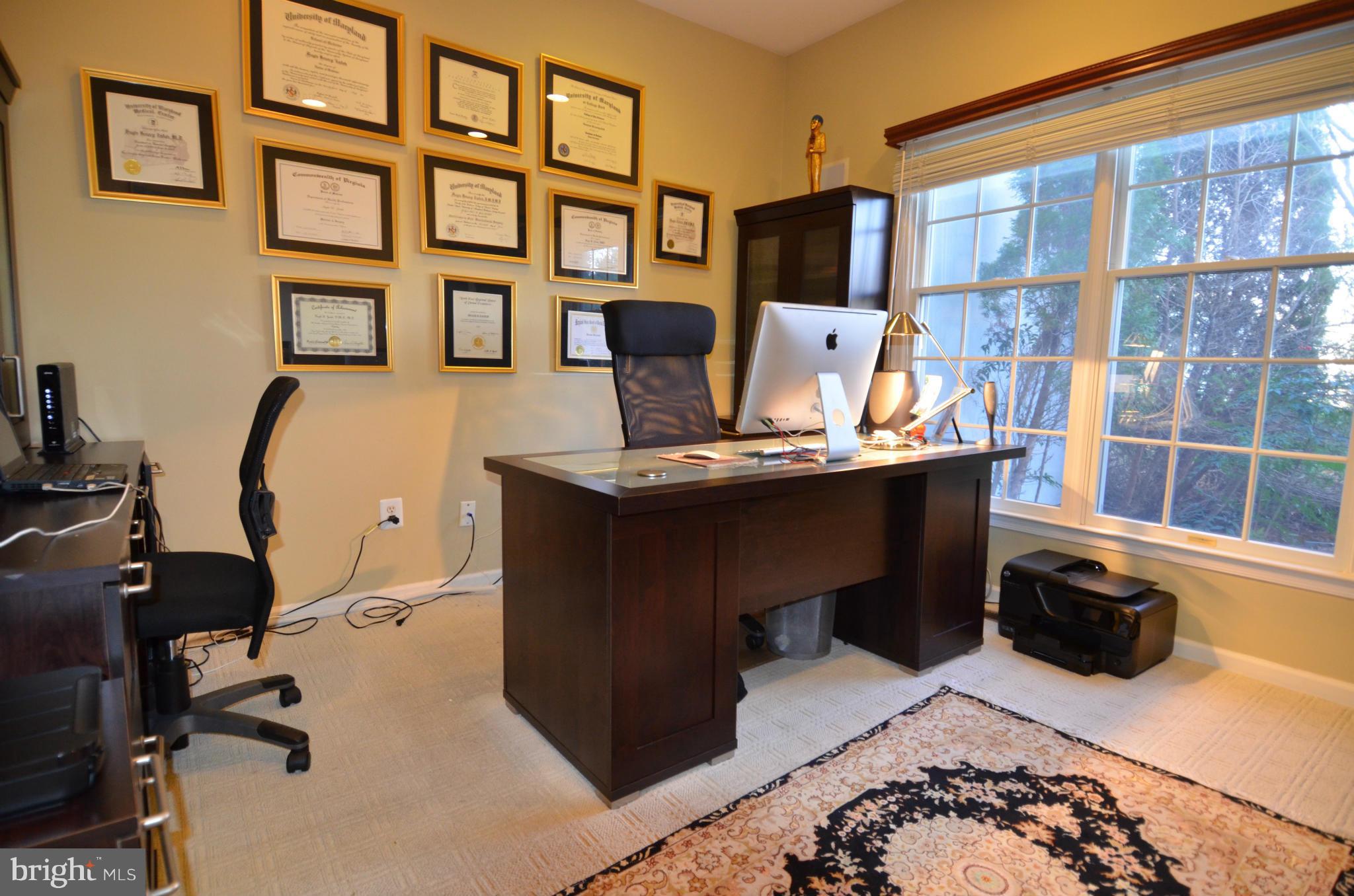 1333 Dasher Lane Reston, VA 20190 - Photo 8 of 30 Interior (General)