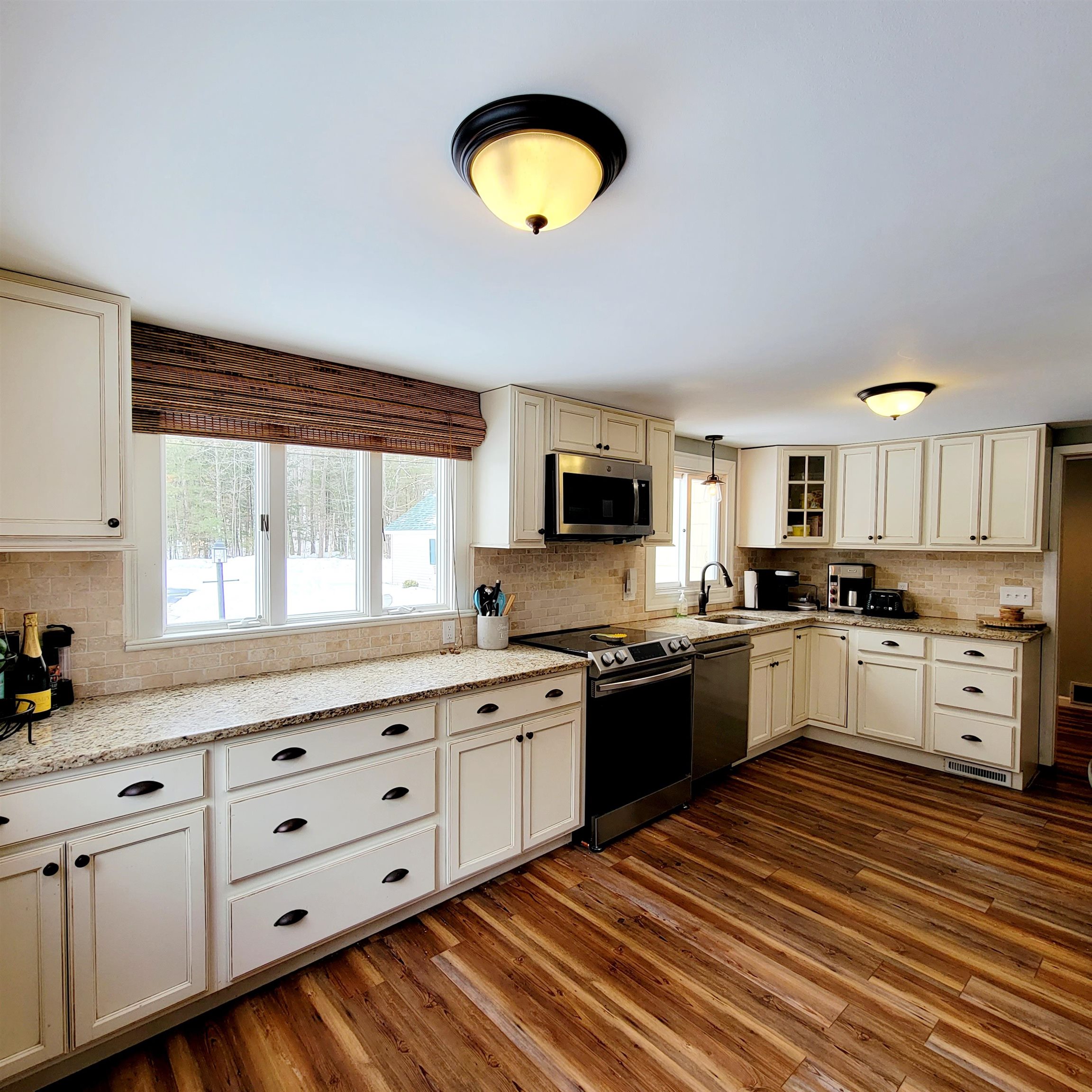 73 Wentworth Cove Road Laconia, NH 03246 - Photo 9 of 29