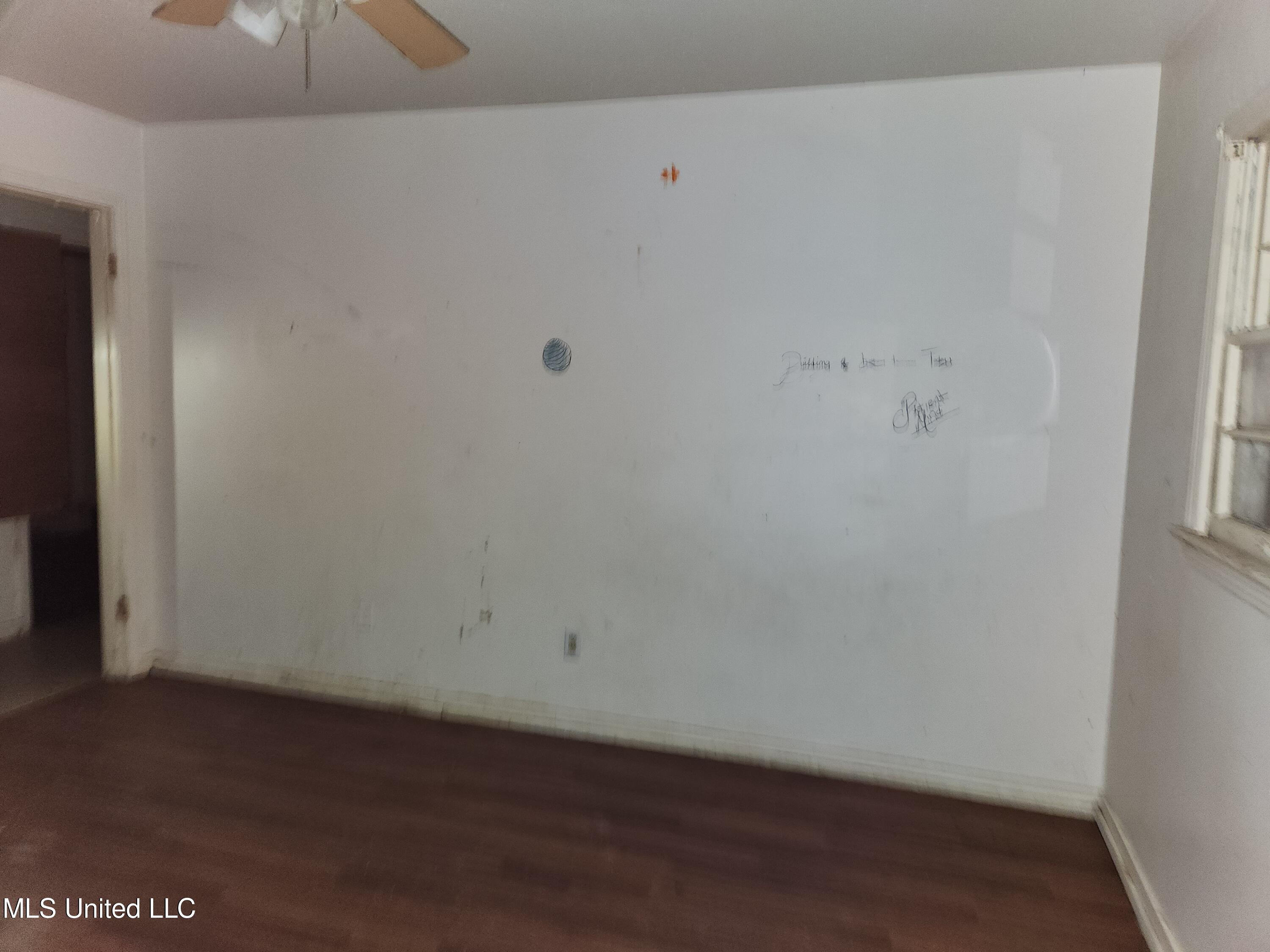 1038 Brookley Street Jackson, MS 39212 - Photo 27 of 41 20231012_103731_53254008740_o
