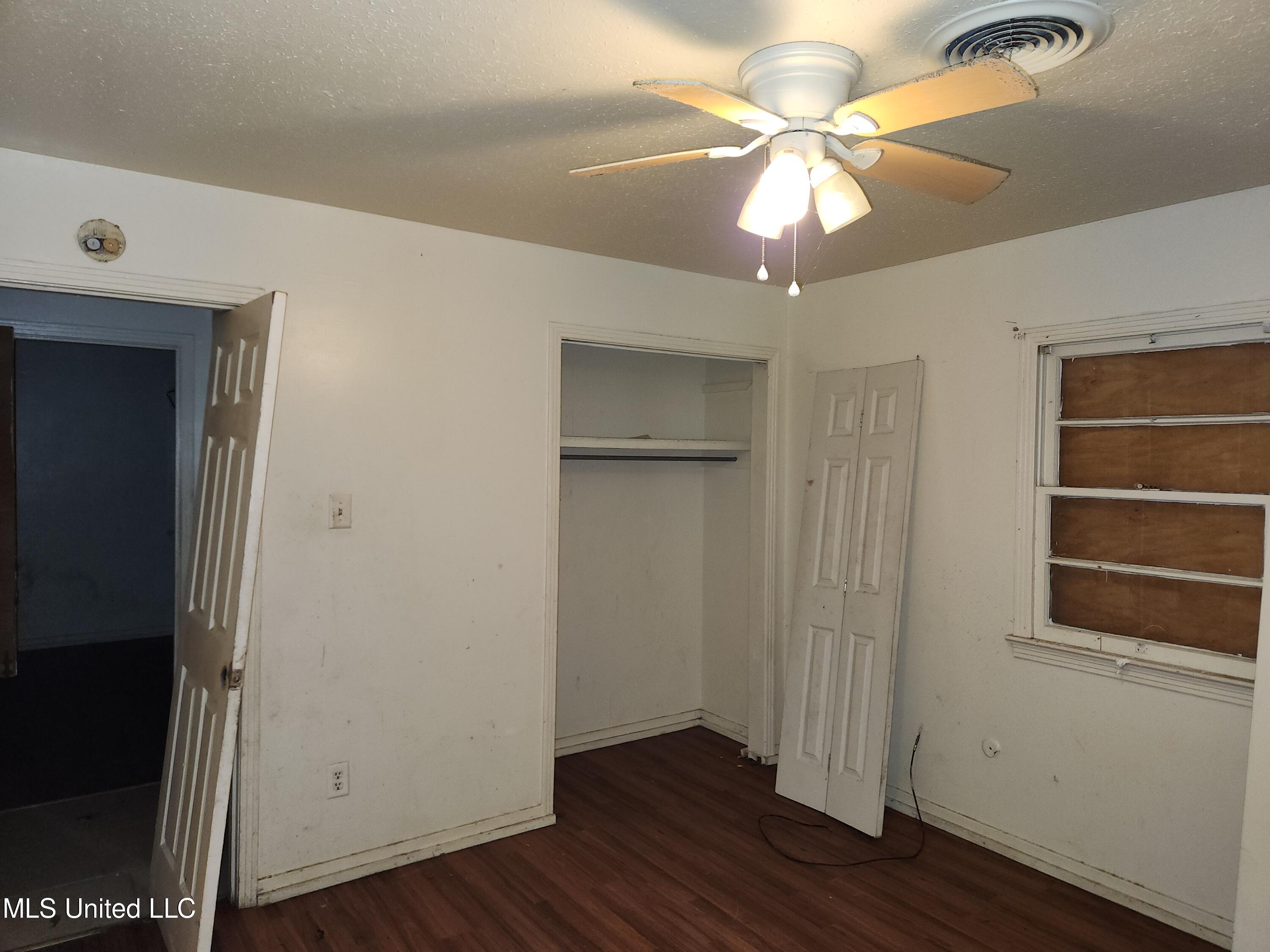 1038 Brookley Street Jackson, MS 39212 - Photo 34 of 41 20231012_103941_53254008200_o