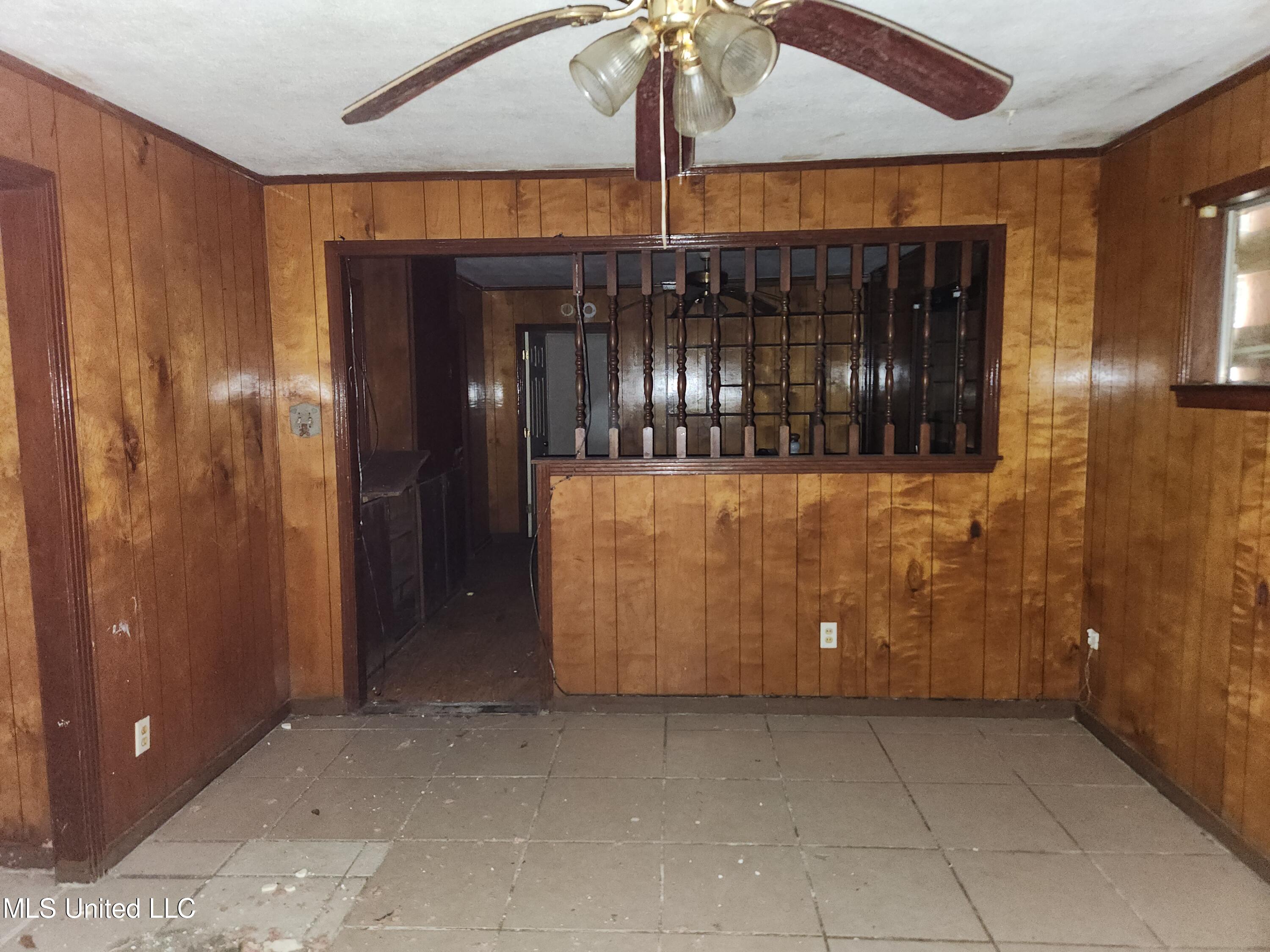1038 Brookley Street Jackson, MS 39212 - Photo 8 of 41 20231012_103128_53254009940_o