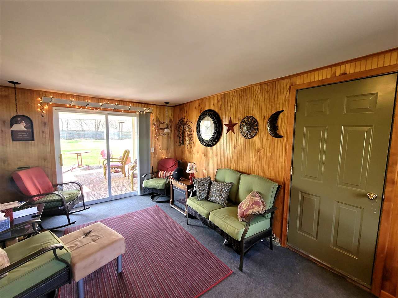 2416 Howe Road Burton, MI 48519 - Photo 15 of 29 50071318-14.JPG