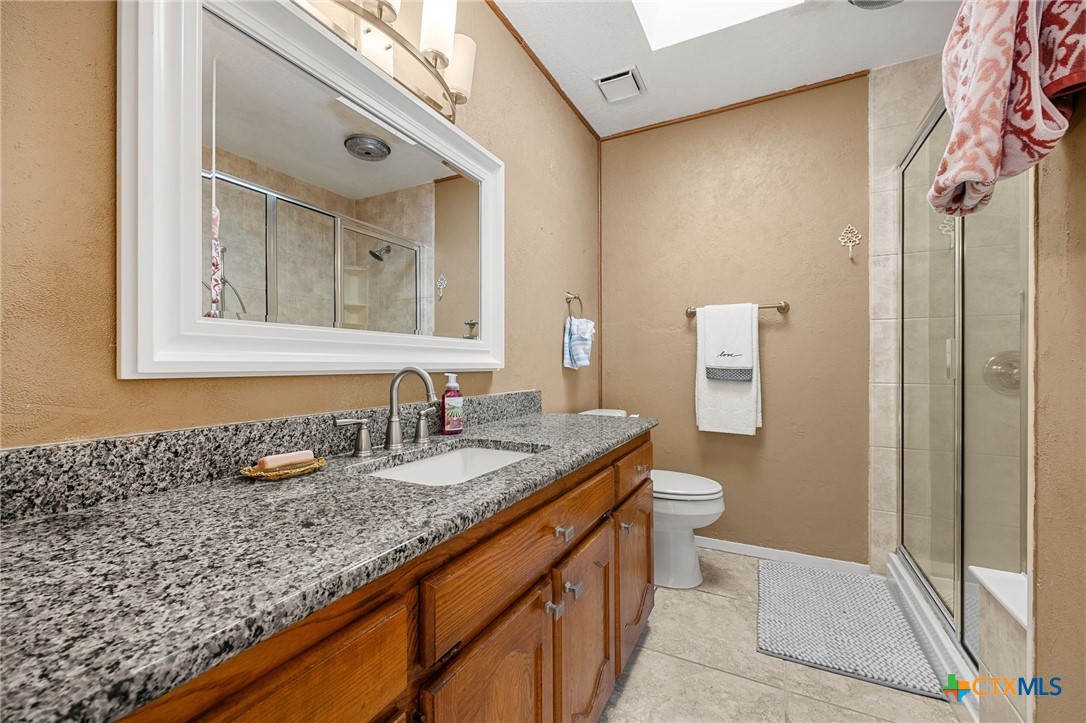 232 Thompson Circle Lorena, TX 76655 - Photo 21 of 35 Master Bathroom
