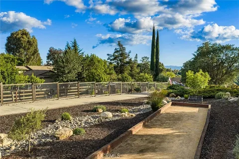 $1,200,000 | 927 Osos Way, Paso Robles, CA 93446