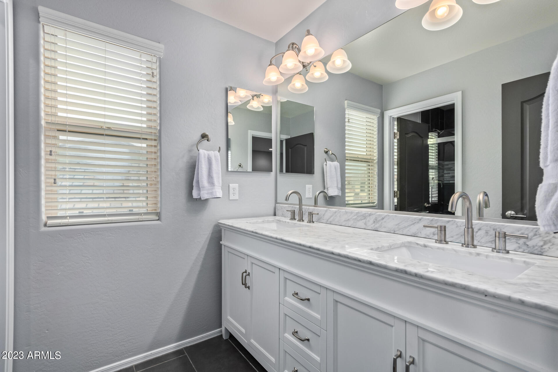 3051 East Roland Street Mesa, AZ 85213 - Photo 27 of 66 29-Roland