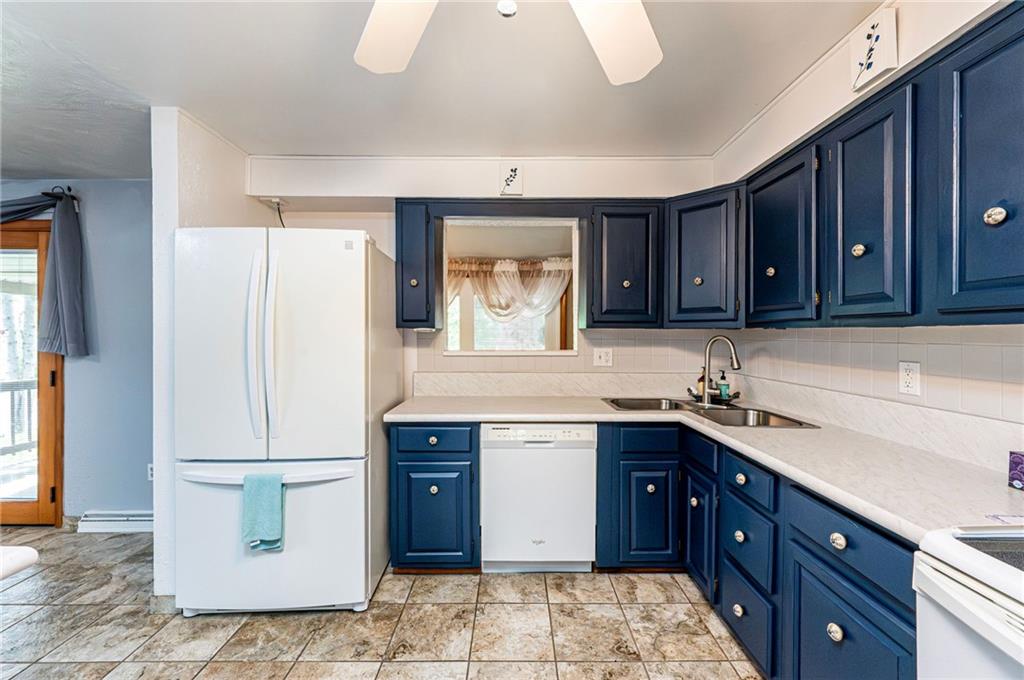621 Sandy Hill Road Irwin, PA 15642 - Photo 3 of 50 Gallery Image 3