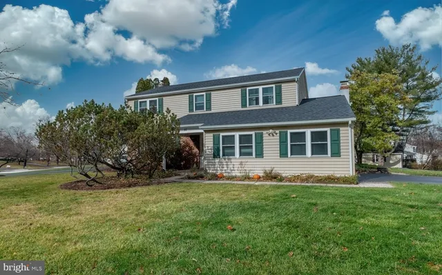 $675,000 | 90 Bayberry Lane, Phoenixville, PA 19460