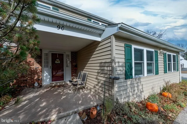 $675,000 | 90 Bayberry Lane, Phoenixville, PA 19460