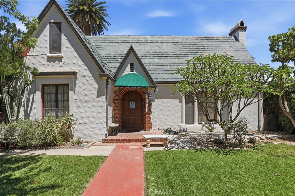 4579 University Riverside, CA 92501 - Photo 3 of 44