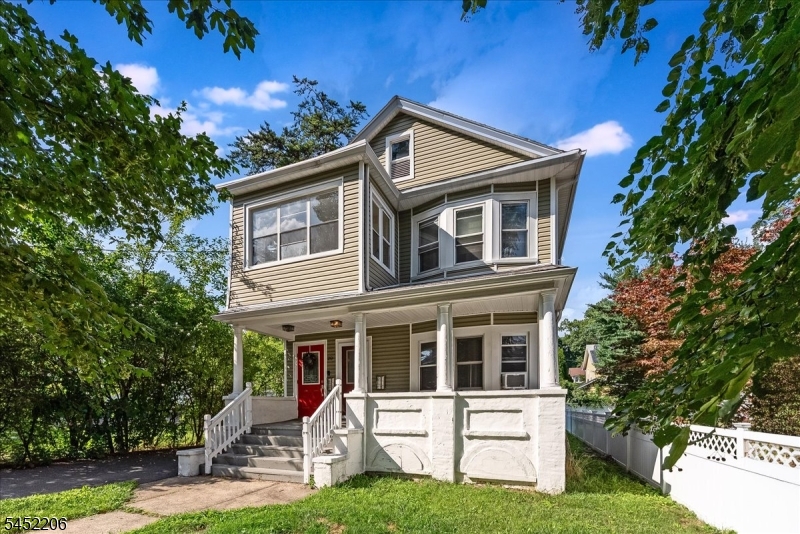 20 Howe Avenue, Unit 2 Montclair, NJ 07042 - Photo 19 of 19 Gallery Image 19