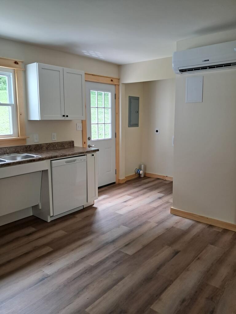 315-5 Sulphur Springs Road Chilhowie, VA 24319 - Photo 5 of 16 Gallery Image 5