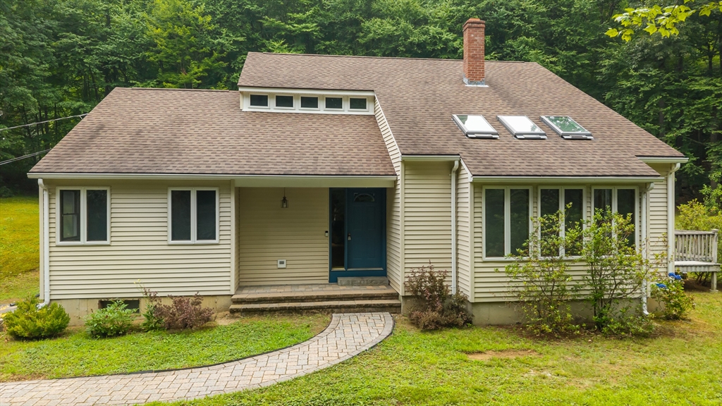 75 Allen Road Brookfield, MA 01506 - Photo 2 of 40