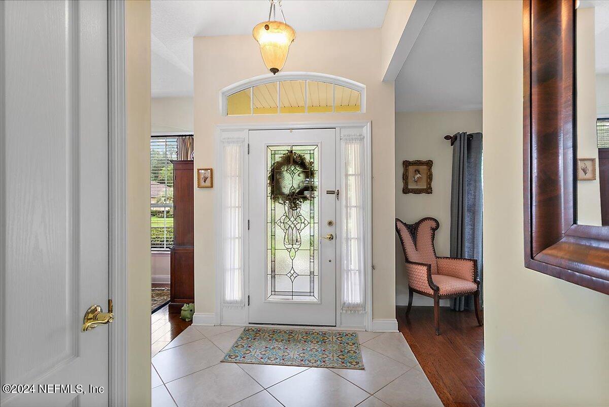 293 Edge Of Woods Road St. Augustine, FL 32092 - Photo 9 of 51 04-Foyer