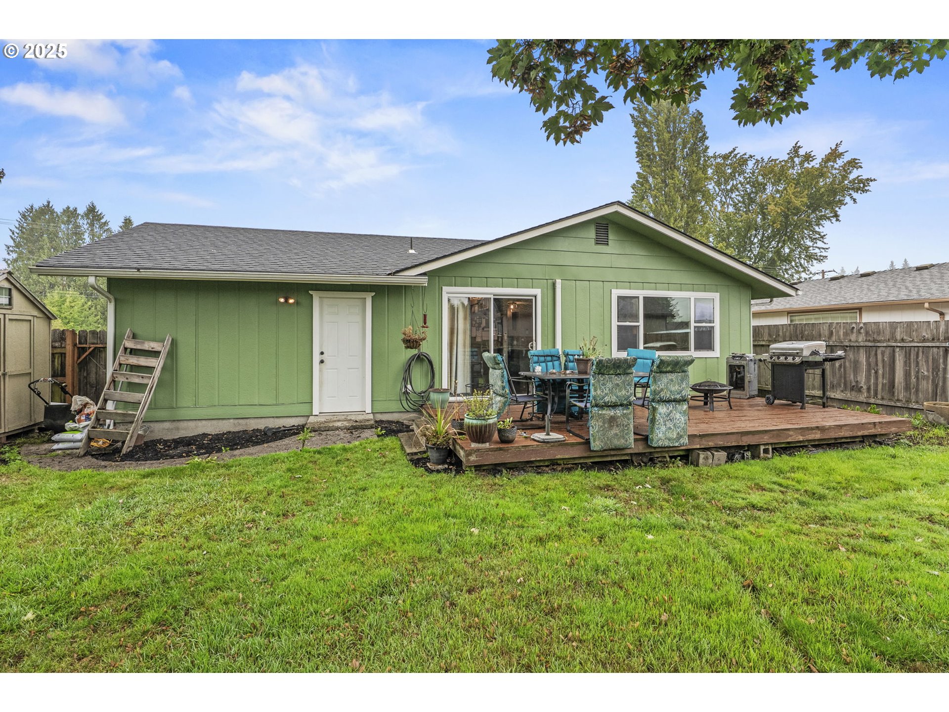 2634 34th Avenue Longview, WA 98632 - Photo 19 of 22 a view of a house with patio