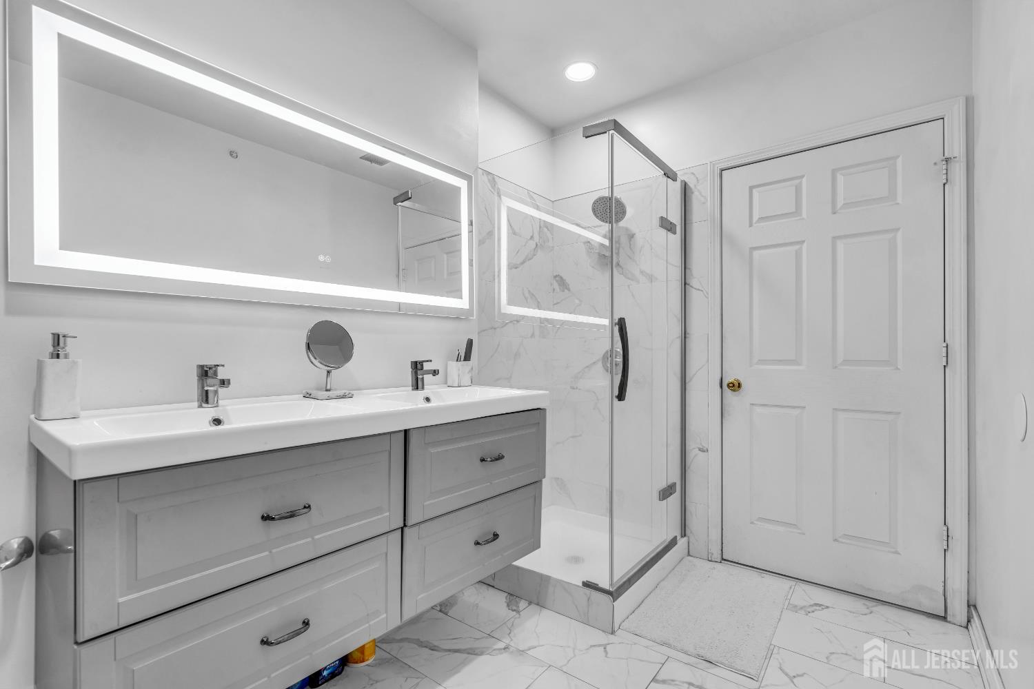 368 Rector Street, Unit 512 Perth Amboy, NJ 08861 - Photo 36 of 52