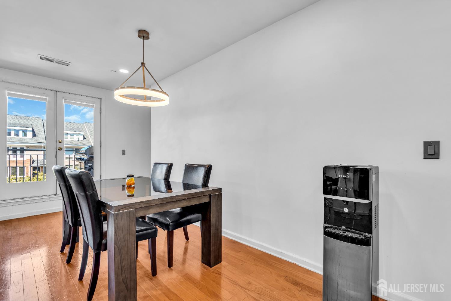 368 Rector Street, Unit 512 Perth Amboy, NJ 08861 - Photo 4 of 52