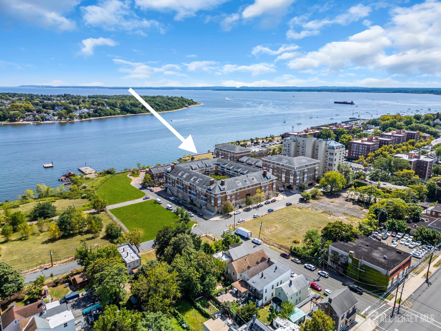 368 Rector Street, Unit 512 Perth Amboy, NJ 08861 - Photo 47 of 52