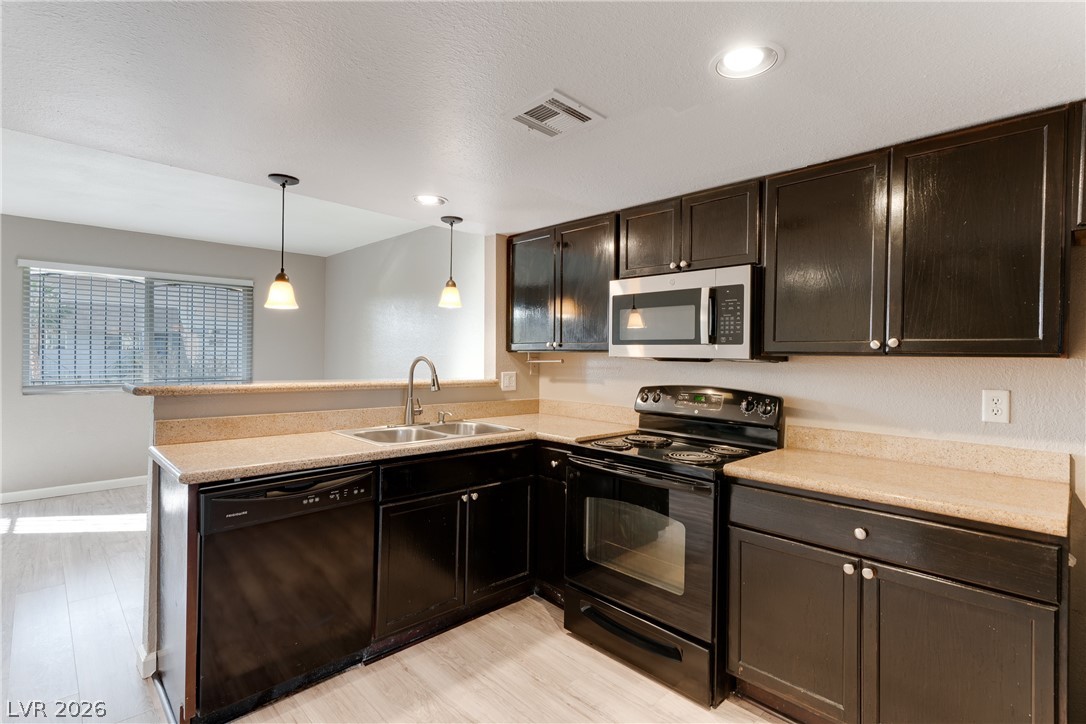 1901 Goodwill Street, Unit D Las Vegas, NV 89106 - Photo 10 of 17