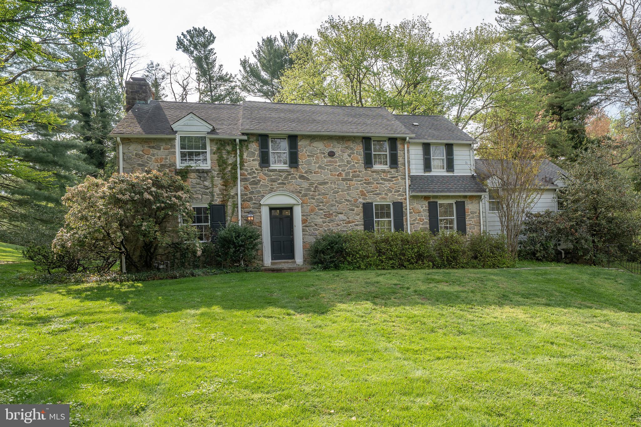 510 Lynmere Road Bryn Mawr, PA 19010 - Photo 1 of 44 a front view of a house with a garden