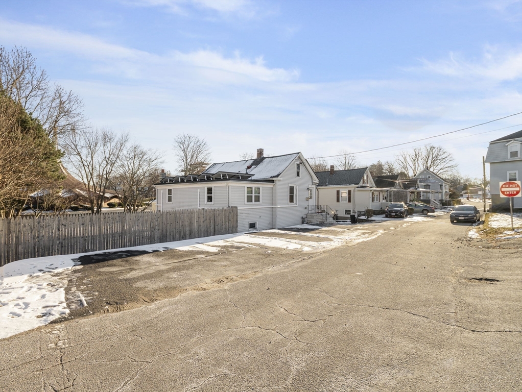 43 Filomena Street Weymouth, MA 02189 - Photo 39 of 40