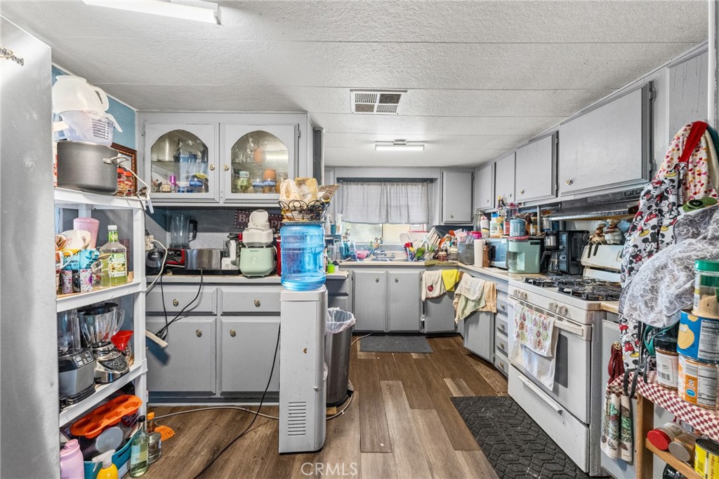 20683 Waalew Road, Unit B49 Apple Valley, CA 92307 - Photo 20 of 29 Gallery Image 20