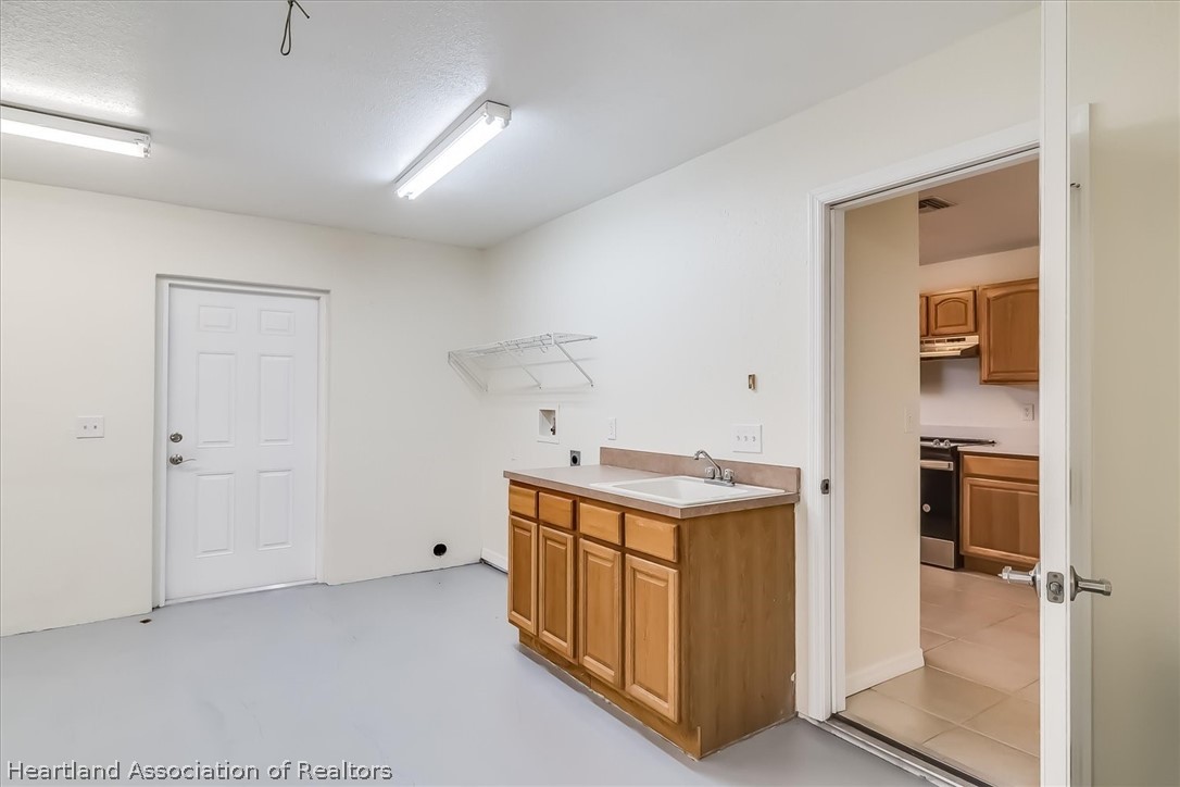 2032 Avalon Road Sebring, FL 33870 - Photo 23 of 30 Gallery Image 23