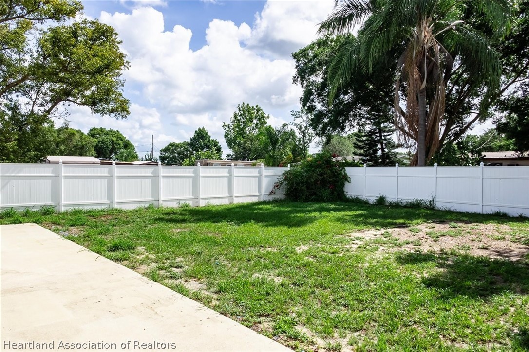 2032 Avalon Road Sebring, FL 33870 - Photo 26 of 30 Gallery Image 26