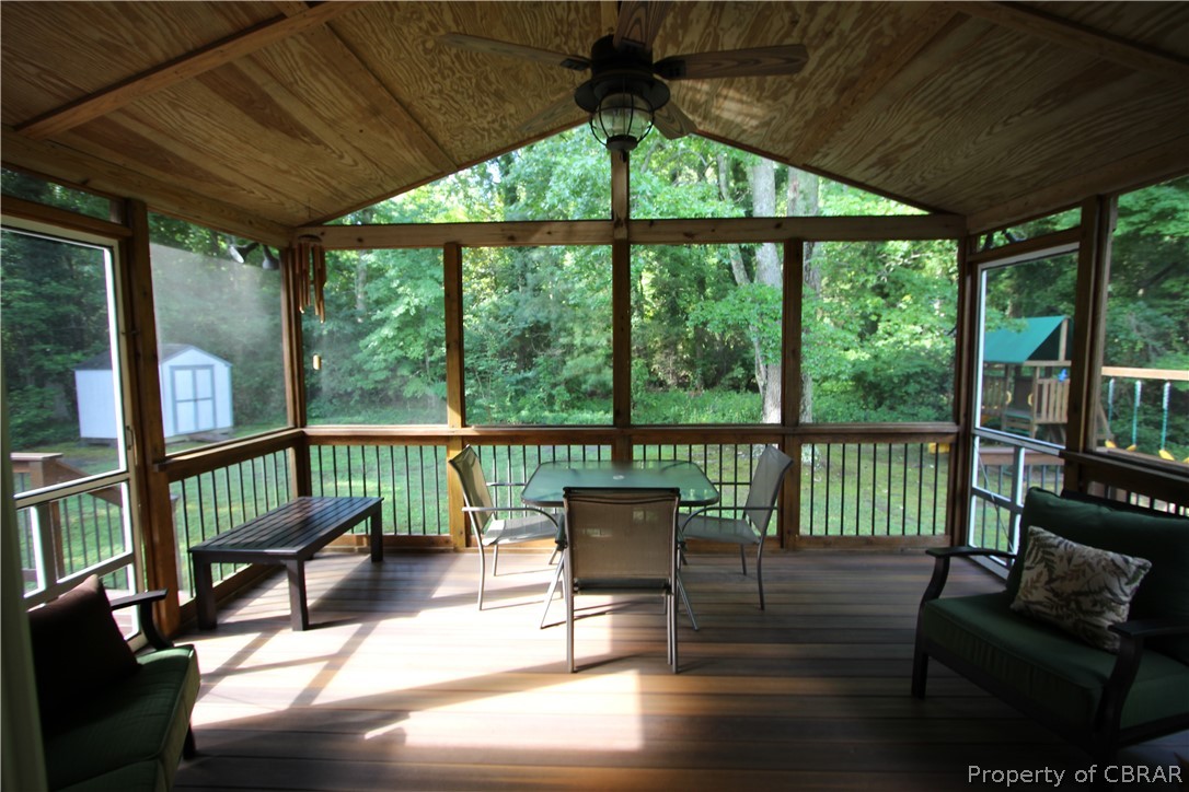 324 Sand Bank Road Port Haywood, VA 23138 - Photo 23 of 35