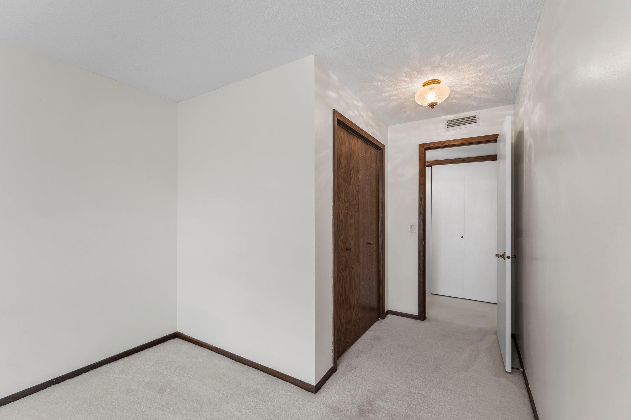 8549 Irwin Road, Unit 239 Bloomington, MN 55437 - Photo 29 of 52
