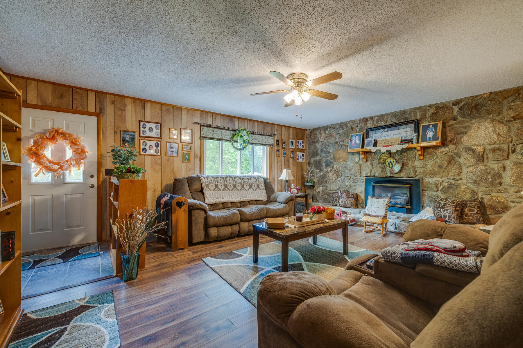 1115 Williams Road Erwin, TN 37650 - Photo 9 of 37 007