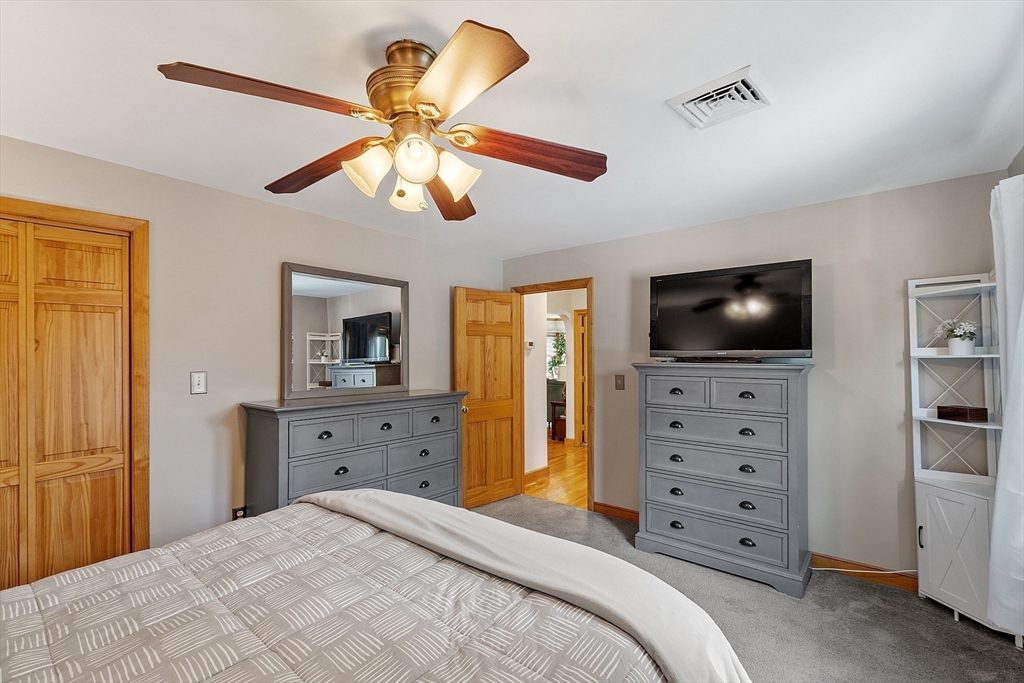 3 Fairmeadow Road Wilmington, MA 01887 - Photo 13 of 35 Gallery Image 13
