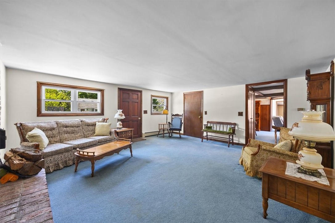 10 Lincoln Avenue Warren, RI 02885 - Photo 11 of 34
