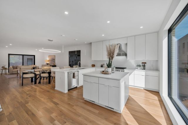 $1,025,000 | 525 Little Channing Way, Nashville, TN 37212